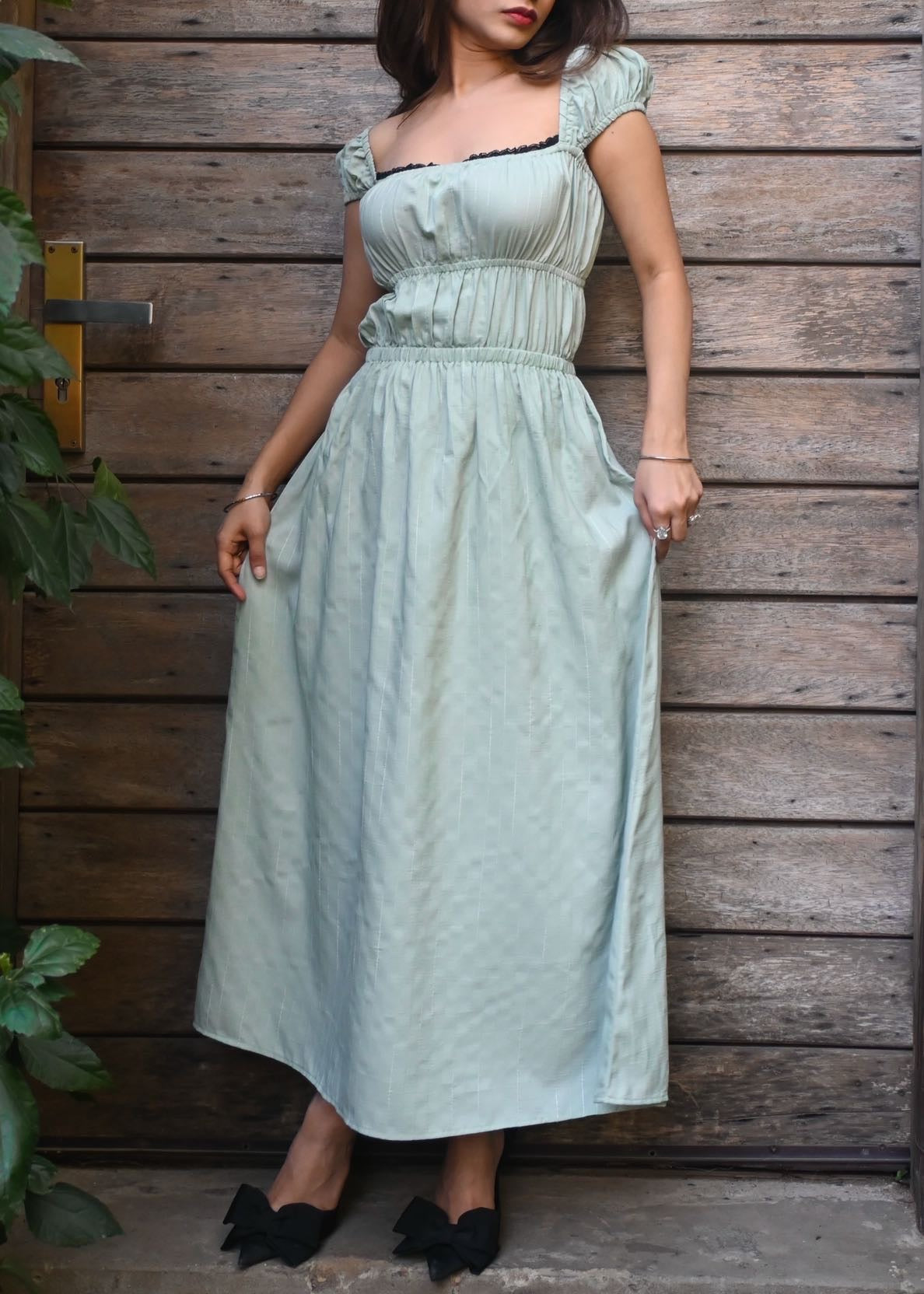 Pine Backless Dress