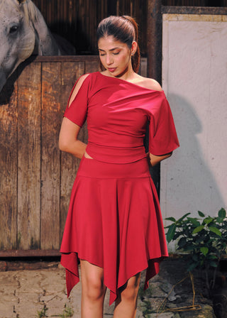 Amora One-Shoulder Top